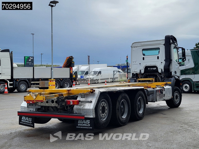 Mercedes-Benz Arocs 3232 Arocs 8X4 LOW Mileage! BDF Big-Axle Lift+Steering-Axle Euro 6 - Pengangkut kontainer/ Container truck: gambar 5 Mercedes-Benz Arocs 3232 Arocs 8X4 LOW Mileage! BDF Big-Axle Lift+Steering-Axle Euro 6 - Pengangkut kontainer/ Container truck: gambar 5