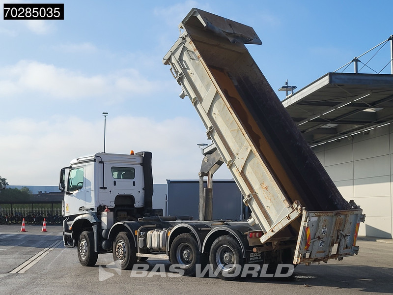Mercedes-Benz Arocs 3240 8X4 12m3 2-side Tipper Steel Suspension Automatic Big-Axle Euro 6 - Truk jungkit: gambar 2 Mercedes-Benz Arocs 3240 8X4 12m3 2-side Tipper Steel Suspension Automatic Big-Axle Euro 6 - Truk jungkit: gambar 2