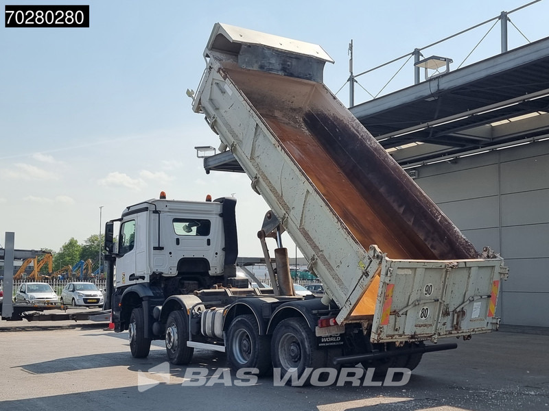 Mercedes-Benz Arocs 3240 8X4 12m3 2-way Tipper Automatic Steel suspension Euro 6 - Truk jungkit: gambar 3 Mercedes-Benz Arocs 3240 8X4 12m3 2-way Tipper Automatic Steel suspension Euro 6 - Truk jungkit: gambar 3