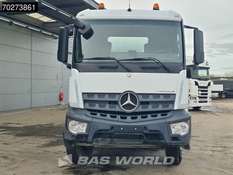 Mercedes-Benz Arocs 3240 8X4 9m3 Steelsuspension Automatic Alcoa's Euro 6 - Truk pengaduk beton: gambar 2 Mercedes-Benz Arocs 3240 8X4 9m3 Steelsuspension Automatic Alcoa's Euro 6 - Truk pengaduk beton: gambar 2