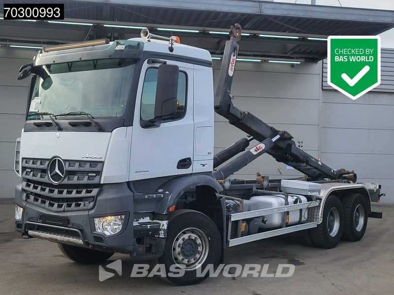 Mercedes-Benz Arocs 3342 6X4 HYVA 26-62-S Hooklift Big-Axle Automatic Euro 6 - Hook lift: gambar 1 Mercedes-Benz Arocs 3342 6X4 HYVA 26-62-S Hooklift Big-Axle Automatic Euro 6 - Hook lift: gambar 1