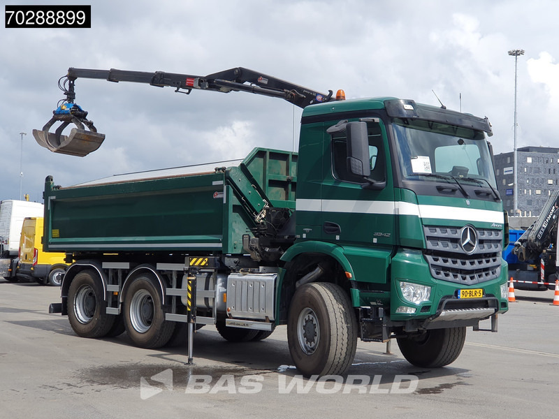 Mercedes-Benz Arocs 3342 Arocs 6X6 NL-Truck HMF 1643 Z-Crane Kran Steering Axle Big-Axle Euro 6 - Truk jungkit, Truk derek: gambar 3 Mercedes-Benz Arocs 3342 Arocs 6X6 NL-Truck HMF 1643 Z-Crane Kran Steering Axle Big-Axle Euro 6 - Truk jungkit, Truk derek: gambar 3