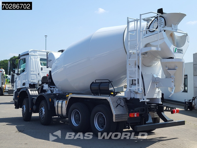 Mercedes-Benz Arocs 4145 8X4 NEW! 11m3 Schwing Stetter Mixer Manual Big-Axle Steel suspension Euro 3 - Truk pengaduk beton: gambar 2 Mercedes-Benz Arocs 4145 8X4 NEW! 11m3 Schwing Stetter Mixer Manual Big-Axle Steel suspension Euro 3 - Truk pengaduk beton: gambar 2