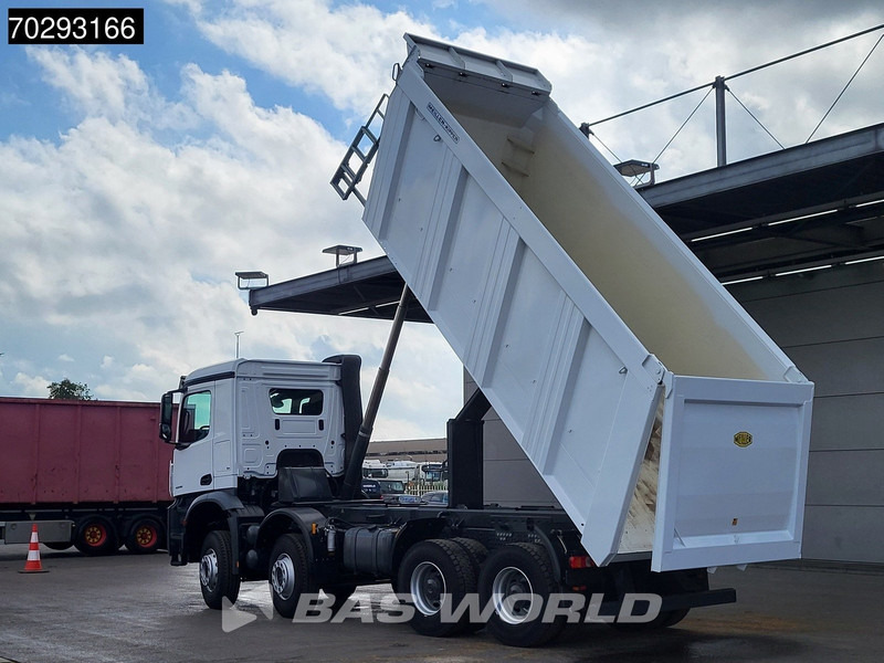 Mercedes-Benz Arocs 4245 8X4 New! 22m3 Meiller Kipper Big-Axle Steelsuspension Manual Euro 3 - Truk jungkit: gambar 3 Mercedes-Benz Arocs 4245 8X4 New! 22m3 Meiller Kipper Big-Axle Steelsuspension Manual Euro 3 - Truk jungkit: gambar 3