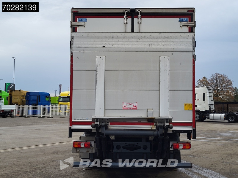 Mercedes-Benz Atego 1524 Atego 4X2 16tonner Thermo King T-1200R cooler 1500kg Ladebordwand Automatic - Truk berpendingin: gambar 3 Mercedes-Benz Atego 1524 Atego 4X2 16tonner Thermo King T-1200R cooler 1500kg Ladebordwand Automatic - Truk berpendingin: gambar 3