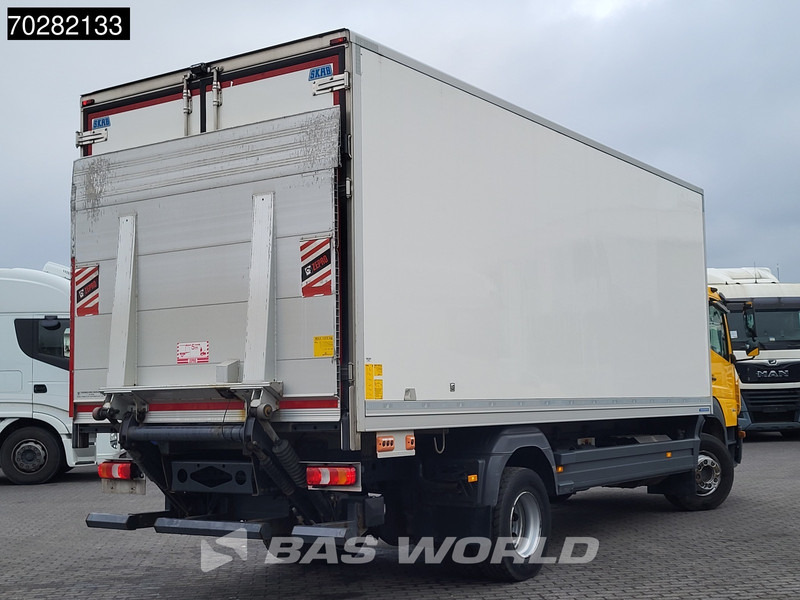 Mercedes-Benz Atego 1524 Atego 4X2 Thermo king T-1200R 1500kg Ladebordwand Automatic Euro 6 - Truk berpendingin: gambar 5 Mercedes-Benz Atego 1524 Atego 4X2 Thermo king T-1200R 1500kg Ladebordwand Automatic Euro 6 - Truk berpendingin: gambar 5