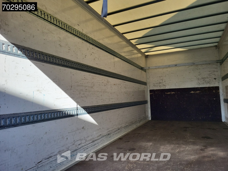 Mercedes-Benz Atego 818 4X2 8tonner Automatic 1500kg Ladebordwand Euro 6 - Truk box: gambar 5 Mercedes-Benz Atego 818 4X2 8tonner Automatic 1500kg Ladebordwand Euro 6 - Truk box: gambar 5