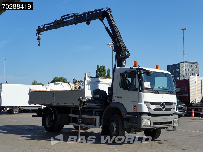 Mercedes-Benz Axor 1833 Axor 4X2 HIAB XS B-122 HIDUO Crane Kran Manual Steelsuspension Big-Axle Euro 5 - Truk jungkit, Truk derek: gambar 3 Mercedes-Benz Axor 1833 Axor 4X2 HIAB XS B-122 HIDUO Crane Kran Manual Steelsuspension Big-Axle Euro 5 - Truk jungkit, Truk derek: gambar 3