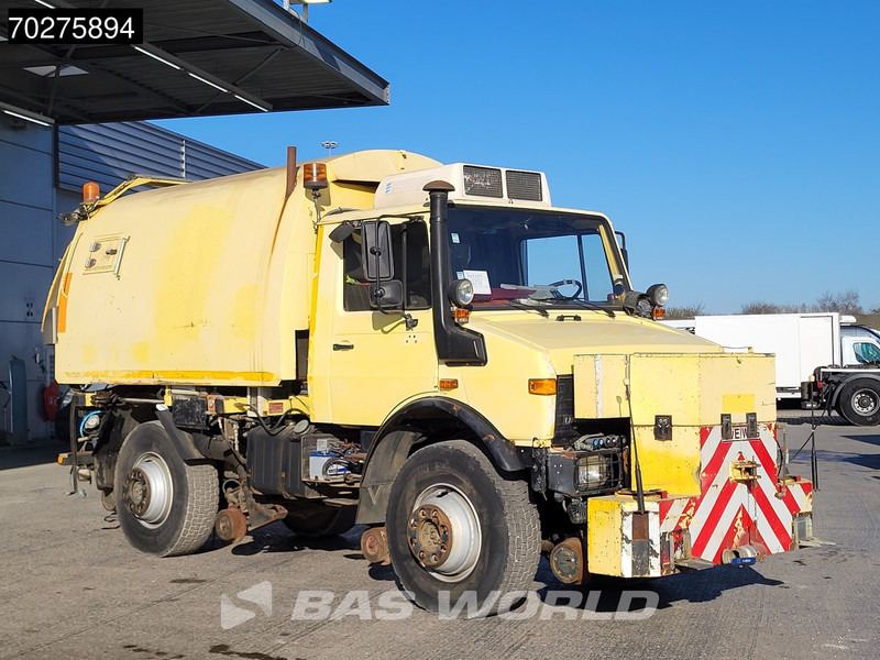 Mercedes-Benz Unimog 1650 4X4 Assaloni Vaccuum truck 4x4 Railway Manual Euro 2 - Truk vakum: gambar 3 Mercedes-Benz Unimog 1650 4X4 Assaloni Vaccuum truck 4x4 Railway Manual Euro 2 - Truk vakum: gambar 3
