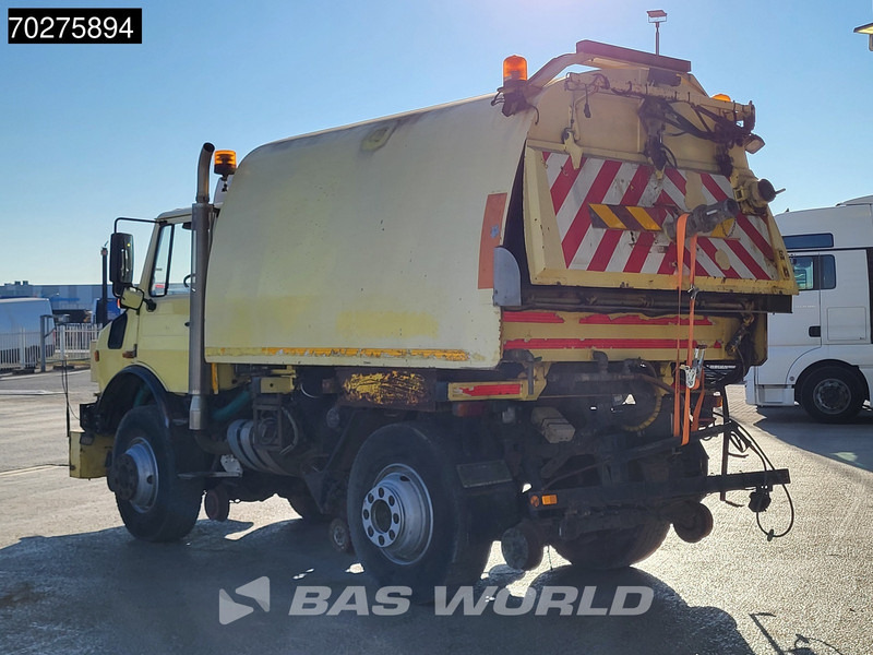 Mercedes-Benz Unimog 1650 4X4 Assaloni Vaccuum truck 4x4 Railway Manual Euro 2 - Truk vakum: gambar 2 Mercedes-Benz Unimog 1650 4X4 Assaloni Vaccuum truck 4x4 Railway Manual Euro 2 - Truk vakum: gambar 2