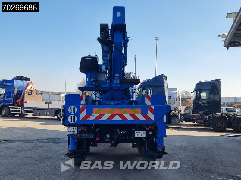 Mercedes-Benz Unimog 6X6 Unimog Engin EGI TP 226 hubarbeitsbühne Manual Euro 2 - Truk derek: gambar 5 Mercedes-Benz Unimog 6X6 Unimog Engin EGI TP 226 hubarbeitsbühne Manual Euro 2 - Truk derek: gambar 5