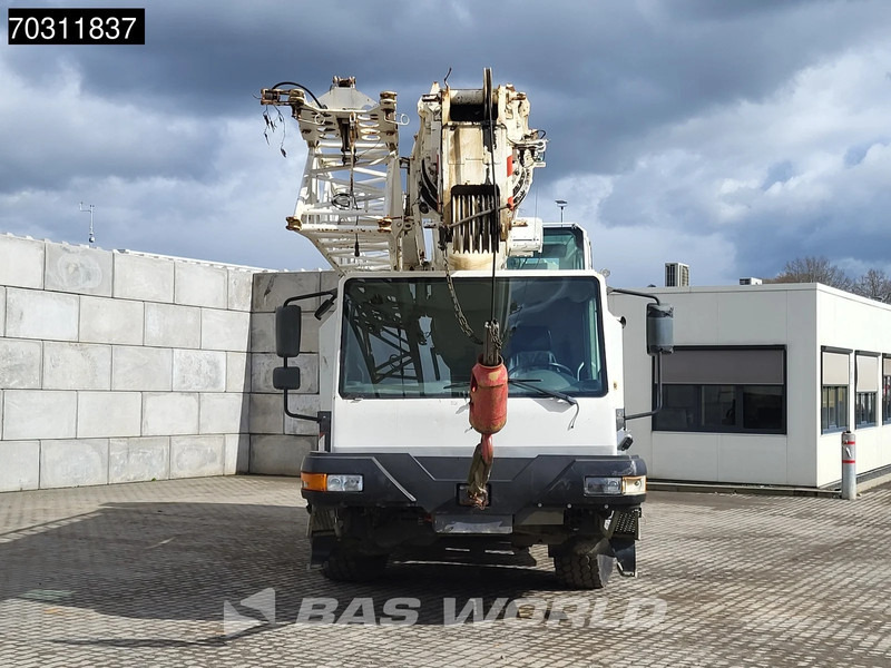 Liebherr LTM1030-2 - Peralatan konstruksi: gambar 3 Liebherr LTM1030-2 - Peralatan konstruksi: gambar 3