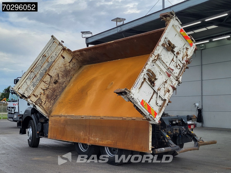 Renault Kerax 370 6X4 Palfinger PK15500 Crane Kran 2-side Tipper Retarder Manual Euro 4 - Truk jungkit, Truk derek: gambar 2 Renault Kerax 370 6X4 Palfinger PK15500 Crane Kran 2-side Tipper Retarder Manual Euro 4 - Truk jungkit, Truk derek: gambar 2