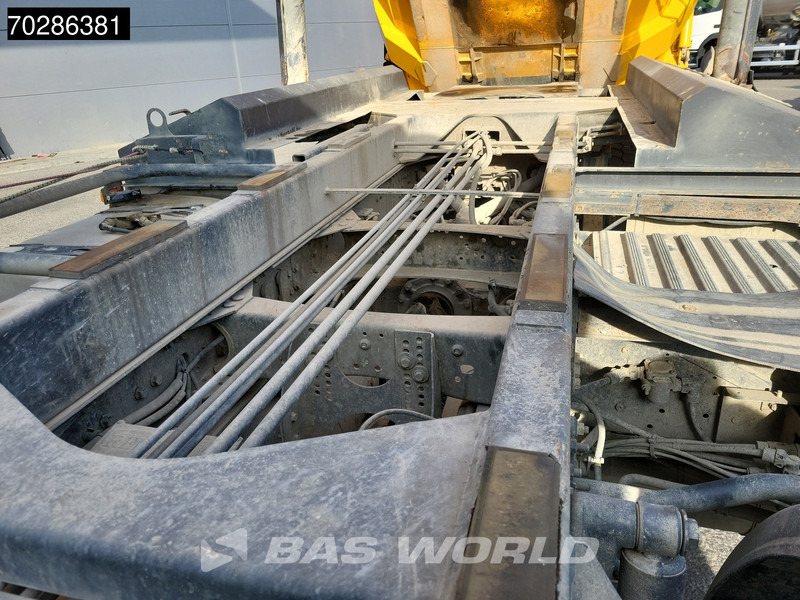 Renault Kerax 480 8X4 16m3 tipper Retarder Optibrake+ Big-Axle Steelsuspension Euro 5 - Truk jungkit: gambar 5 Renault Kerax 480 8X4 16m3 tipper Retarder Optibrake+ Big-Axle Steelsuspension Euro 5 - Truk jungkit: gambar 5