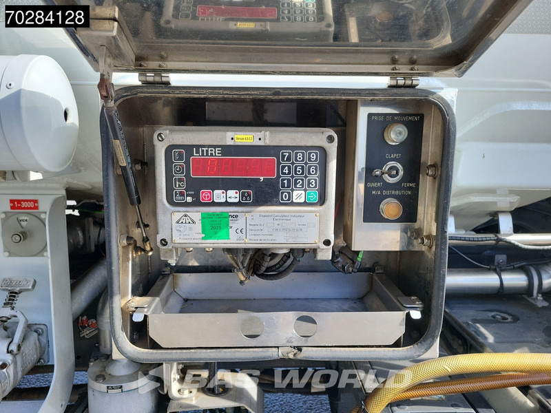 Truk tangki untuk pengangkutan bahan bakar Renault Premium 380 4X4 4x4 14.000 Liter Fuel tanker 6 compartments ADR Hydrodrive Euro 5: gambar 15 Truk tangki untuk pengangkutan bahan bakar Renault Premium 380 4X4 4x4 14.000 Liter Fuel tanker 6 compartments ADR Hydrodrive Euro 5: gambar 15