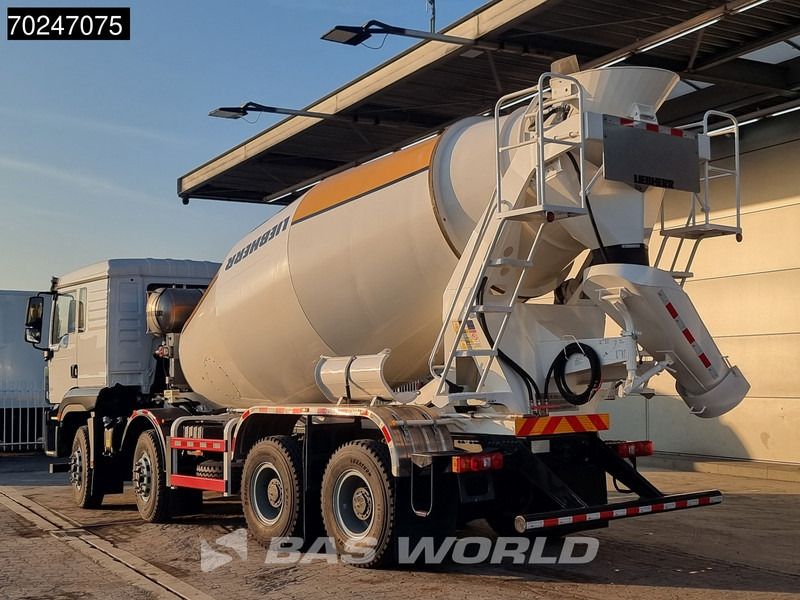SHACMAN M3000 S 8X4 NEW! 8m3 Liebherr Mixer Big-Axle Steelsuspension - Truk pengaduk beton: gambar 2 SHACMAN M3000 S 8X4 NEW! 8m3 Liebherr Mixer Big-Axle Steelsuspension - Truk pengaduk beton: gambar 2