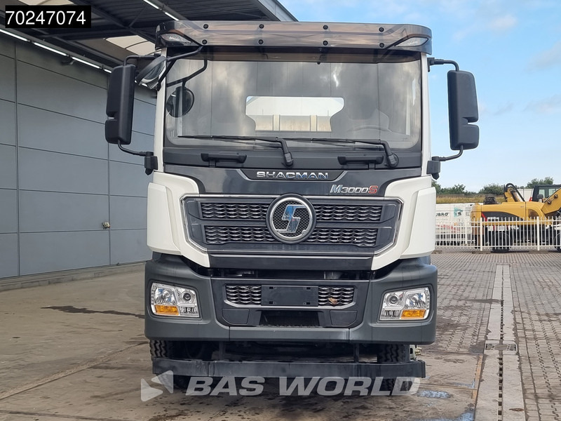 SHACMAN M3000 S 8X4 NEW! 8m3 Liebherr Mixer Big-Axle Steelsuspension - Truk pengaduk beton: gambar 5 SHACMAN M3000 S 8X4 NEW! 8m3 Liebherr Mixer Big-Axle Steelsuspension - Truk pengaduk beton: gambar 5