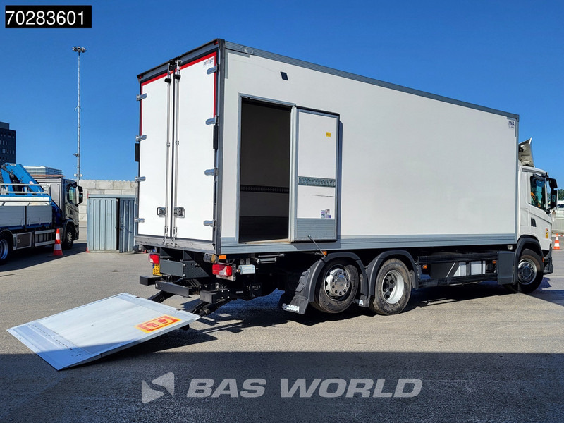 Scania G360 6X2 NL-Truck Carrier Supra 750 Lift+Lenkachse Ladebordwand Euro 6 - Truk berpendingin: gambar 5 Scania G360 6X2 NL-Truck Carrier Supra 750 Lift+Lenkachse Ladebordwand Euro 6 - Truk berpendingin: gambar 5