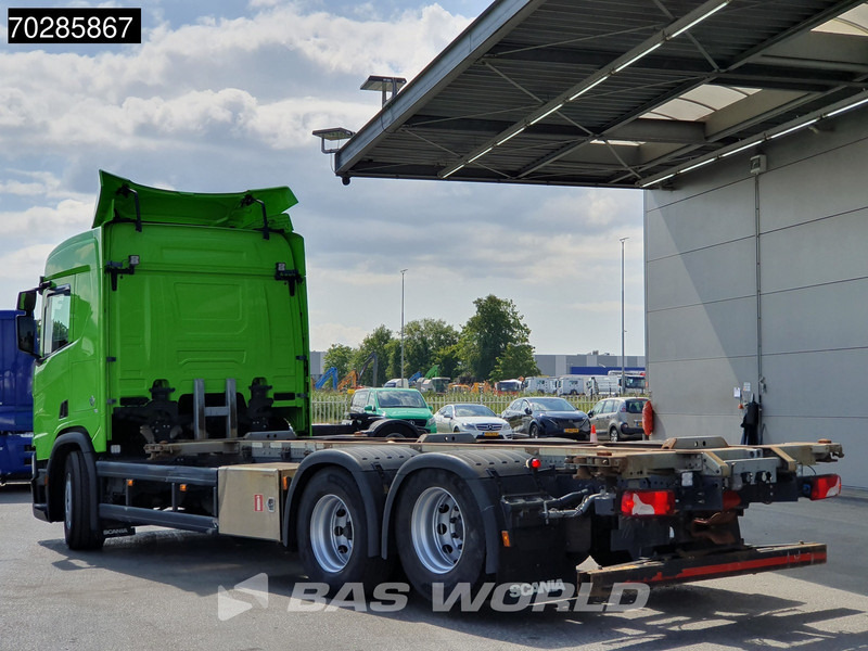 Scania R520 R 6X2 BDF Retarder Lift-axle Automatic LED ACC Euro 6 - Pengangkut kontainer/ Container truck: gambar 2 Scania R520 R 6X2 BDF Retarder Lift-axle Automatic LED ACC Euro 6 - Pengangkut kontainer/ Container truck: gambar 2