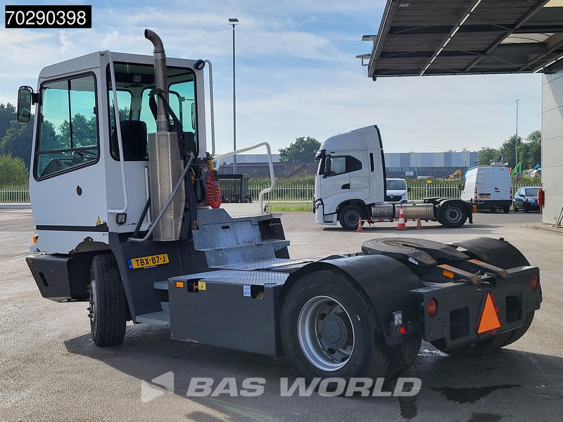 Terberg YT222 4X2 NL-Truck EPA Big-Axle Hebesattel - Traktor terminal: gambar 2 Terberg YT222 4X2 NL-Truck EPA Big-Axle Hebesattel - Traktor terminal: gambar 2