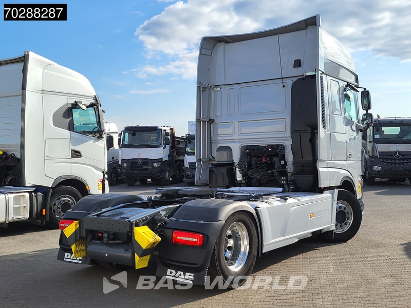 DAF XF 530 4X2 SSC ADR Standklima ACC 2x Tanks Navi Euro 6 - Tractor head: gambar 5 DAF XF 530 4X2 SSC ADR Standklima ACC 2x Tanks Navi Euro 6 - Tractor head: gambar 5