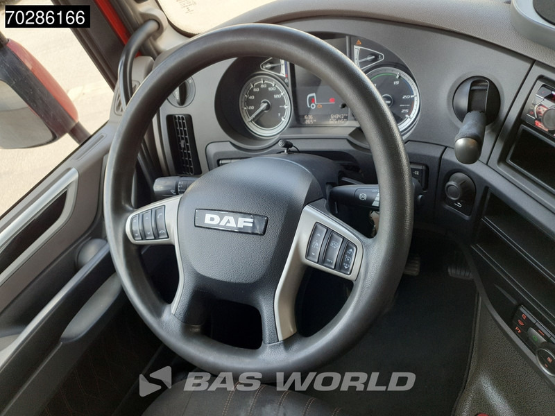 DAF XF 530 XF 6X4 SSC Manual Euro 6 - Tractor head: gambar 3 DAF XF 530 XF 6X4 SSC Manual Euro 6 - Tractor head: gambar 3