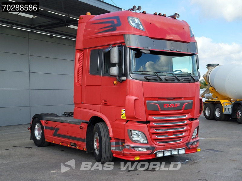 DAF XF XF 4X2 Full-Air Retarder Hydrauliek Navi ACC Euro 6 - Tractor head: gambar 3 DAF XF XF 4X2 Full-Air Retarder Hydrauliek Navi ACC Euro 6 - Tractor head: gambar 3