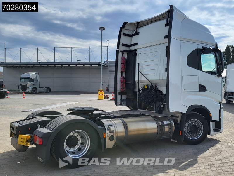 Iveco S-Way 460 4X2 LNG Retarder 2x Tanks Standklima - Tractor head: gambar 5 Iveco S-Way 460 4X2 LNG Retarder 2x Tanks Standklima - Tractor head: gambar 5