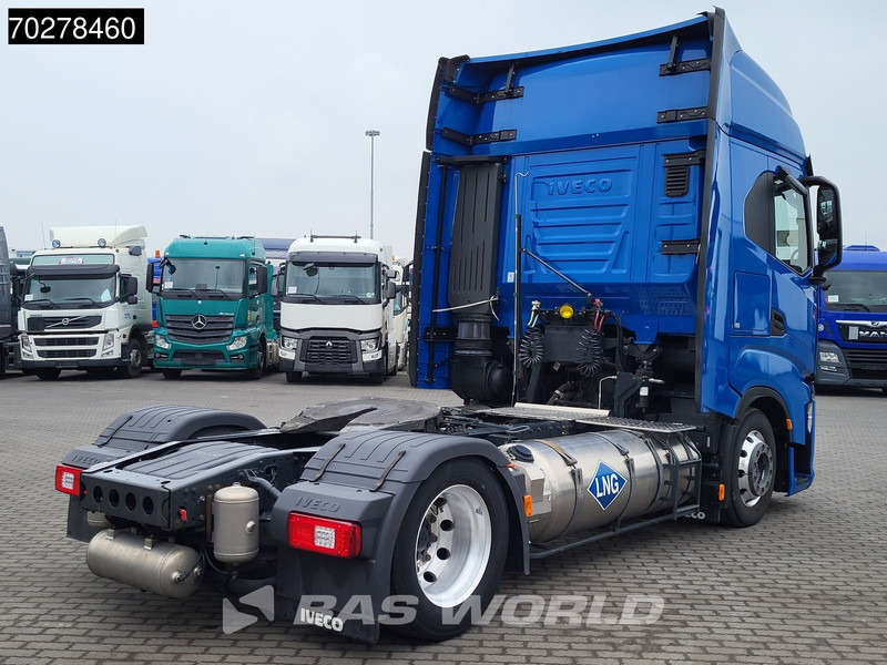 Tractor head Iveco S-Way 460 4X2 Mega Retarder 2x LNG Tanks Alcoa: gambar 15