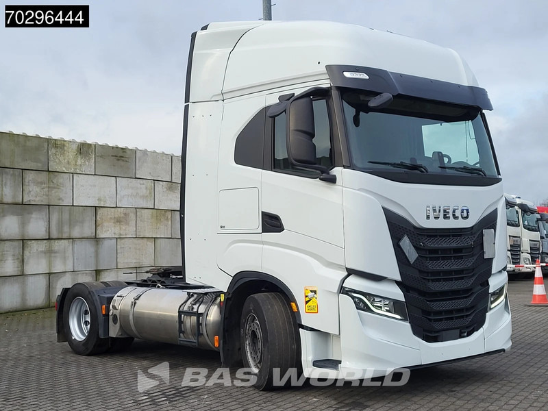 Iveco S-Way 460 S-Way 4X2 LNG Retarder 2X Tanks - Tractor head: gambar 3 Iveco S-Way 460 S-Way 4X2 LNG Retarder 2X Tanks - Tractor head: gambar 3
