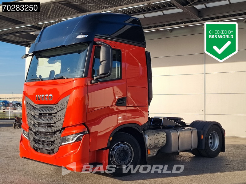 Iveco S-Way 490 4X2 DAMAGED! chassis bent 2x Tanks LED Navi Euro 6 - Tractor head: gambar 1 Iveco S-Way 490 4X2 DAMAGED! chassis bent 2x Tanks LED Navi Euro 6 - Tractor head: gambar 1