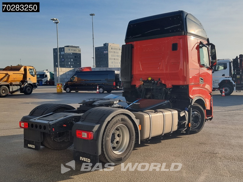 Iveco S-Way 490 4X2 DAMAGED! chassis bent 2x Tanks LED Navi Euro 6 - Tractor head: gambar 5 Iveco S-Way 490 4X2 DAMAGED! chassis bent 2x Tanks LED Navi Euro 6 - Tractor head: gambar 5
