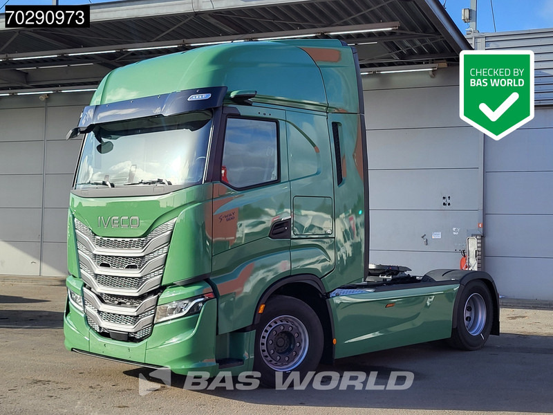 Iveco S-Way 500 S-Way 4X2 NEW! Retarder 2xTanks ACC Standklima LED Euro 6 - Tractor head: gambar 1 Iveco S-Way 500 S-Way 4X2 NEW! Retarder 2xTanks ACC Standklima LED Euro 6 - Tractor head: gambar 1