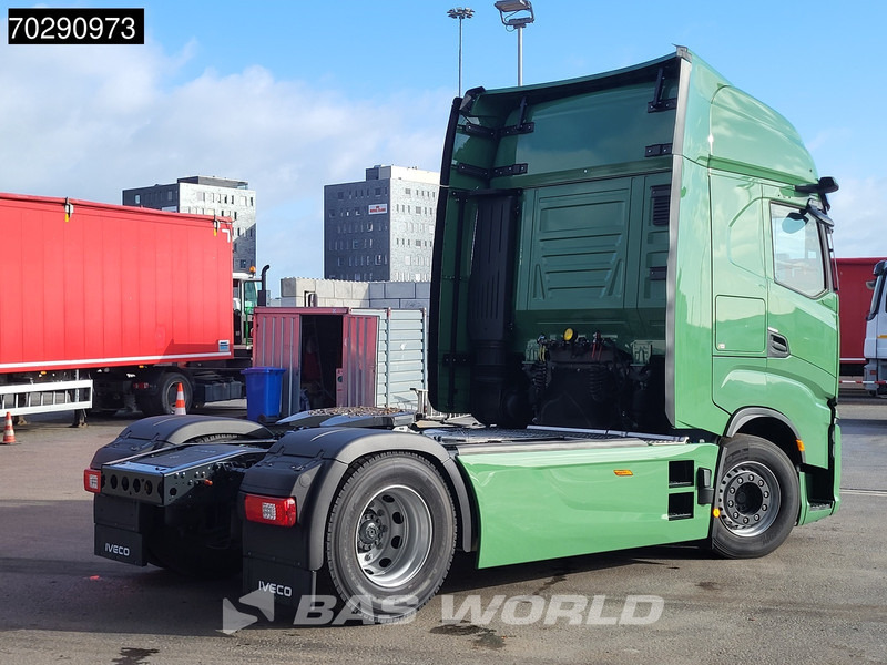 Iveco S-Way 500 S-Way 4X2 NEW! Retarder 2xTanks ACC Standklima LED Euro 6 - Tractor head: gambar 5 Iveco S-Way 500 S-Way 4X2 NEW! Retarder 2xTanks ACC Standklima LED Euro 6 - Tractor head: gambar 5