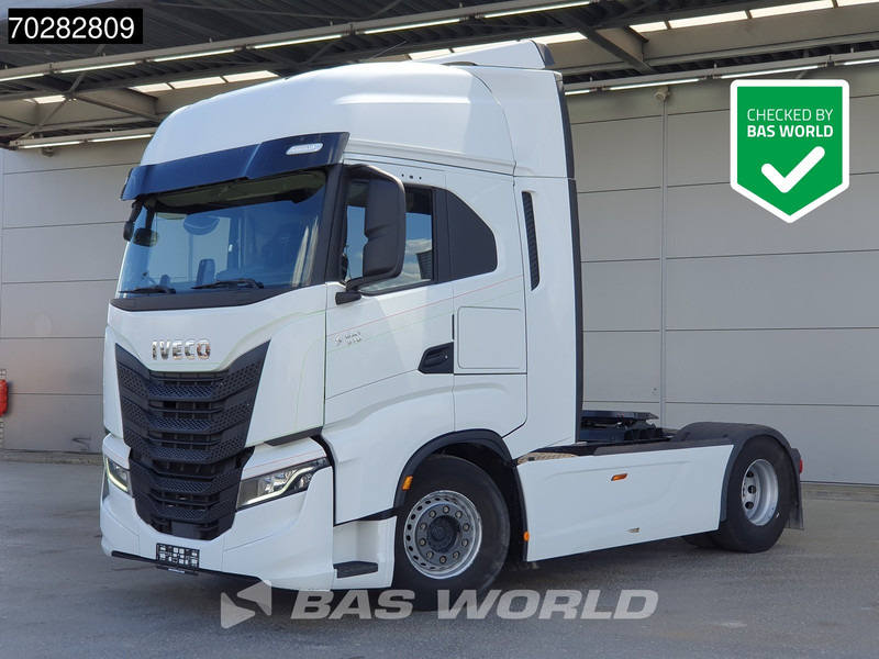 Iveco S-Way 510 4X2 Retarder Standklima LED - Tractor head: gambar 1 Iveco S-Way 510 4X2 Retarder Standklima LED - Tractor head: gambar 1
