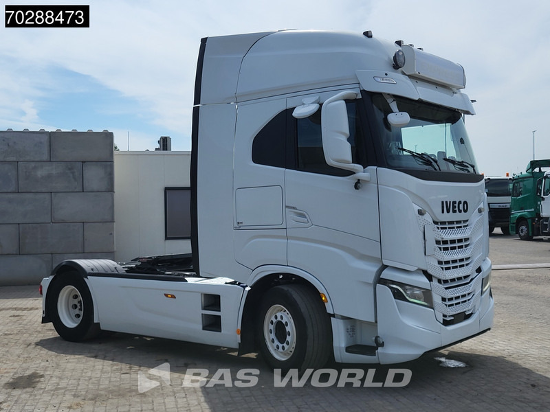 Iveco S-Way 510 S-Way 4X2 Full-Air 2xTanks Retarder Standklima Navi ACC LED Euro 6 - Tractor head: gambar 3 Iveco S-Way 510 S-Way 4X2 Full-Air 2xTanks Retarder Standklima Navi ACC LED Euro 6 - Tractor head: gambar 3