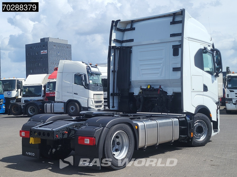 Iveco S-Way 580 4X2 NEW! 2x Tanks Navi ACC Standklima - Tractor head: gambar 5 Iveco S-Way 580 4X2 NEW! 2x Tanks Navi ACC Standklima - Tractor head: gambar 5