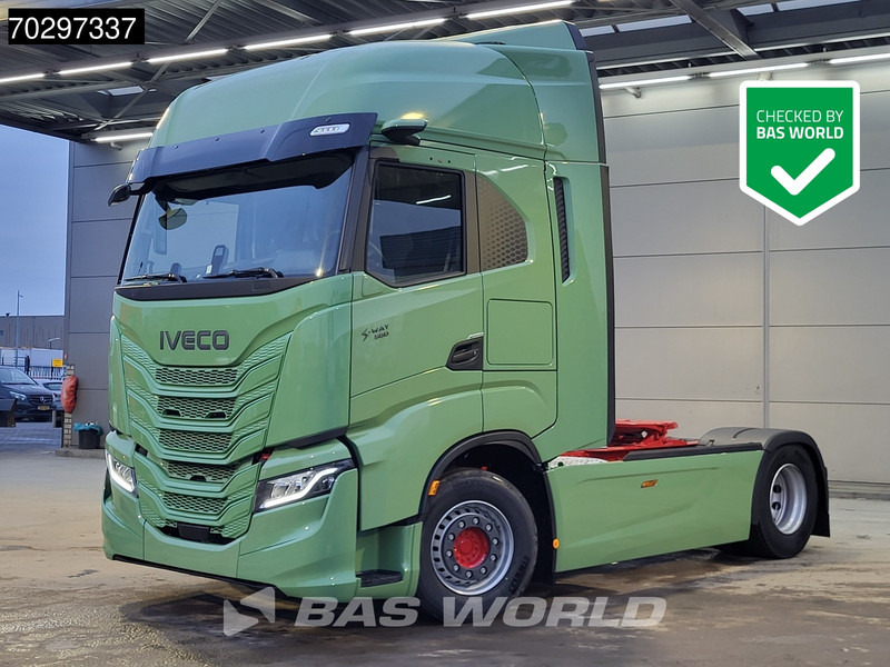 Iveco S-Way 580 4X2 NEW! LED Standklima ACC Navi Euro 6 - Tractor head: gambar 1 Iveco S-Way 580 4X2 NEW! LED Standklima ACC Navi Euro 6 - Tractor head: gambar 1