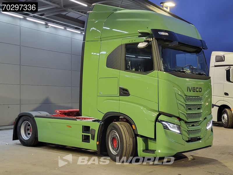 Iveco S-Way 580 4X2 NEW! Standklima Navi LED ACC Euro 6 - Tractor head: gambar 3 Iveco S-Way 580 4X2 NEW! Standklima Navi LED ACC Euro 6 - Tractor head: gambar 3