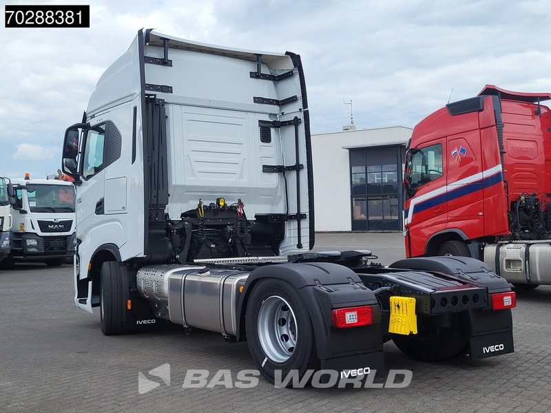 Iveco S-way 580 4X2 Nieuw! 2xTanks Standklima ACC LED Euro 6 - Tractor head: gambar 2 Iveco S-way 580 4X2 Nieuw! 2xTanks Standklima ACC LED Euro 6 - Tractor head: gambar 2
