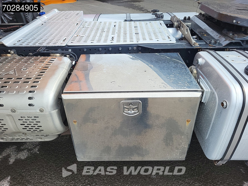 Tractor head Iveco X-Way 570 4X2 Retarder Hydraulik Navi Standklima LED: gambar 14