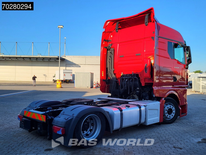 Tractor head MAN TGX 18.430 4X2 GM Mega Retarder 2x Tanks Standklima: gambar 11