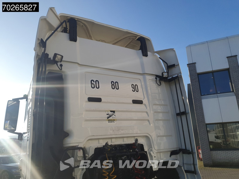 MAN TGX 18.460 4X2 XLX Retarder 2x Tanks ACC Standklima - Tractor head: gambar 5 MAN TGX 18.460 4X2 XLX Retarder 2x Tanks ACC Standklima - Tractor head: gambar 5