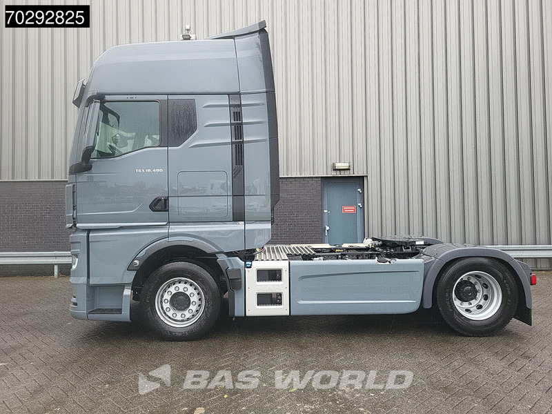 MAN TGX 18.480 4X2 NEW! GX Retarder 2x Tanks PTO-prepared Standklima Navi Euro 6 - Tractor head: gambar 5 MAN TGX 18.480 4X2 NEW! GX Retarder 2x Tanks PTO-prepared Standklima Navi Euro 6 - Tractor head: gambar 5