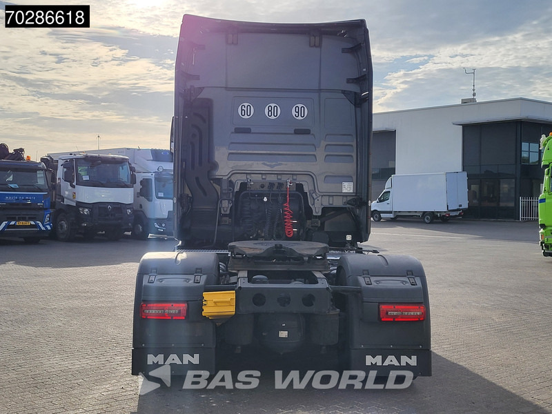 MAN TGX 18.520 4X2 Individual Lion S! GX Retarder Full-Air 2x Tanks Navi LED ACC Euro 6 - Tractor head: gambar 5 MAN TGX 18.520 4X2 Individual Lion S! GX Retarder Full-Air 2x Tanks Navi LED ACC Euro 6 - Tractor head: gambar 5