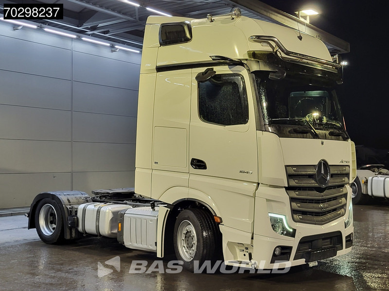 Mercedes-Benz Actros 1845 4X2 Retarder Mega 2xTanks Standklima Xenon Navi ACC Euro 6 - Tractor head: gambar 3 Mercedes-Benz Actros 1845 4X2 Retarder Mega 2xTanks Standklima Xenon Navi ACC Euro 6 - Tractor head: gambar 3
