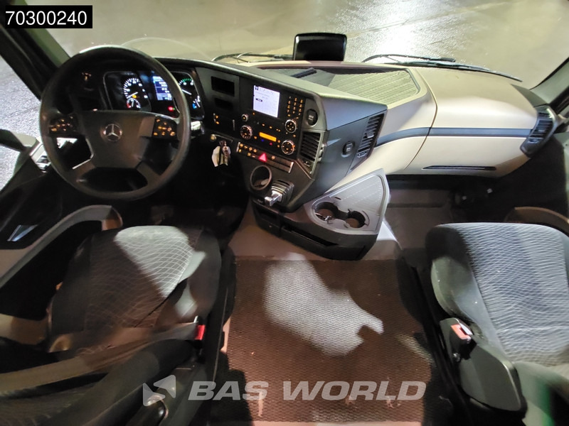 Tractor head Mercedes-Benz Actros 1845 4X2 StreamSpace Euro 6: gambar 19 Tractor head Mercedes-Benz Actros 1845 4X2 StreamSpace Euro 6: gambar 19