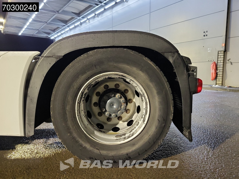 Tractor head Mercedes-Benz Actros 1845 4X2 StreamSpace Euro 6: gambar 17 Tractor head Mercedes-Benz Actros 1845 4X2 StreamSpace Euro 6: gambar 17