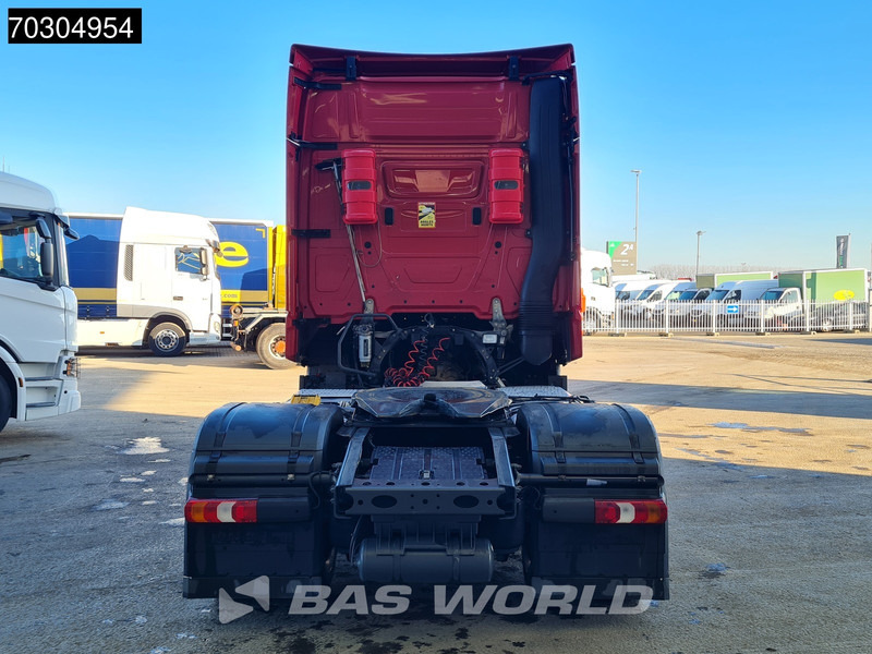 Mercedes-Benz Actros 1848 4X2 MP4 BigSpace 2xTanks - Tractor head: gambar 3 Mercedes-Benz Actros 1848 4X2 MP4 BigSpace 2xTanks - Tractor head: gambar 3