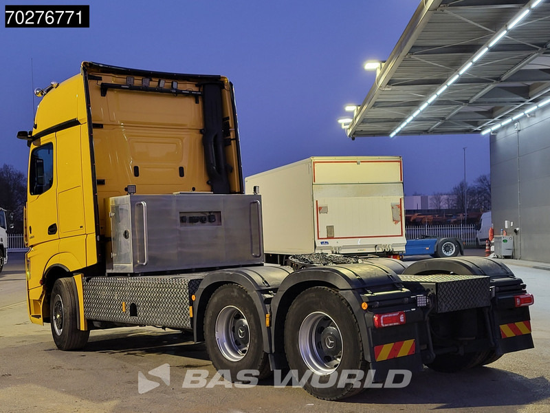 Mercedes-Benz Actros 3353 Actros 6X4 Big-Axle Mirror cam 2X Tanks Navi Xenon - Tractor head: gambar 2 Mercedes-Benz Actros 3353 Actros 6X4 Big-Axle Mirror cam 2X Tanks Navi Xenon - Tractor head: gambar 2